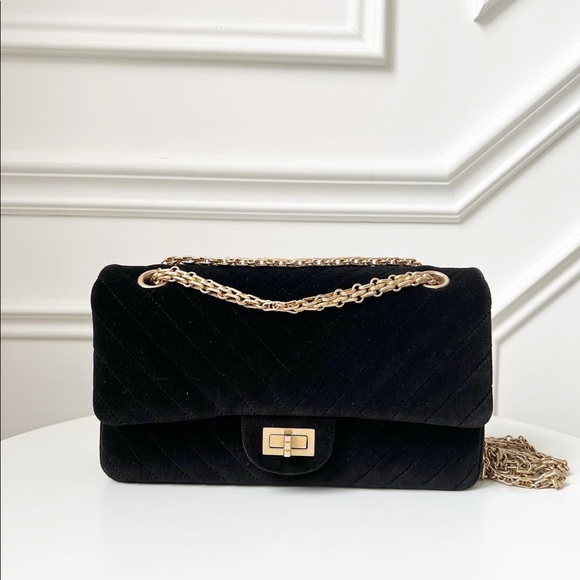 CHANEL REISSUE VELVET DOUBLE FLAP - Picture 5 of 10